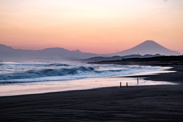 藤沢宿〜平塚宿の徒歩ガイド。約13kmの距離、補給ポイントやトイレ、相模川渡河の注意点まで実用目線で詳しく解説。
