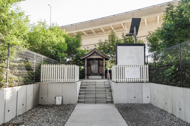 川崎宿〜神奈川宿を徒歩で解説 生麦事件碑の画像