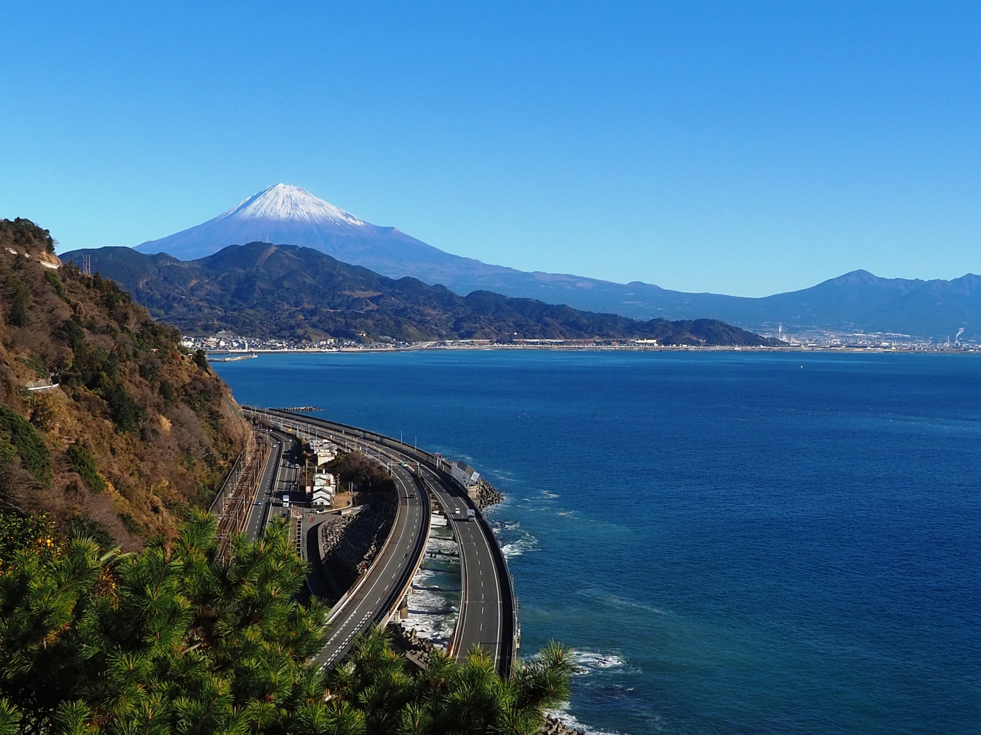 さった峠からの富士山