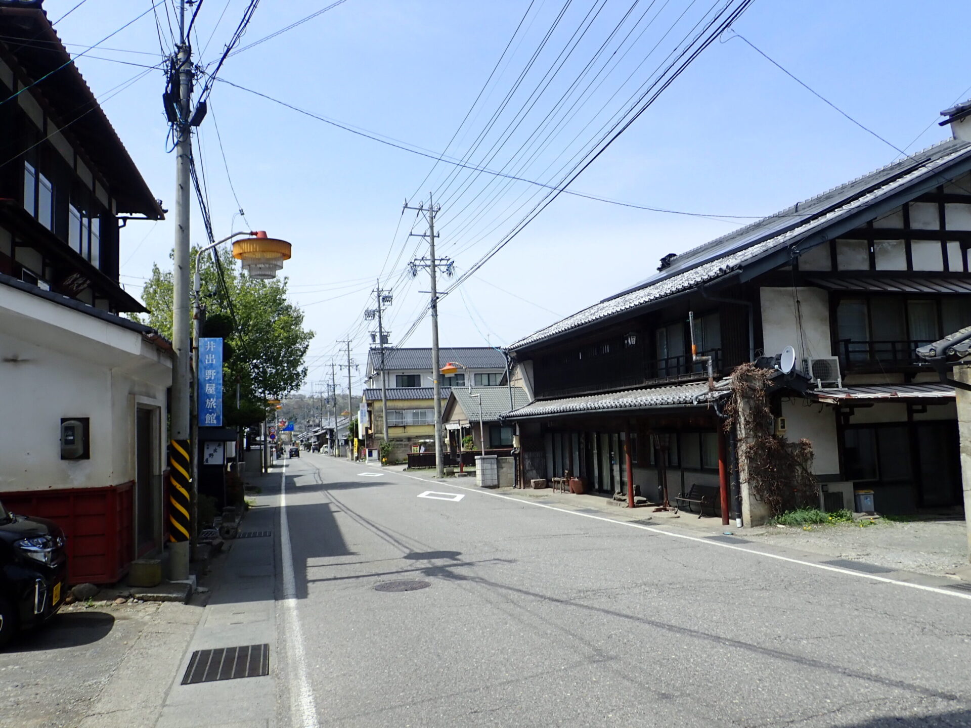望月橋から見た望月宿（中山道第25宿）