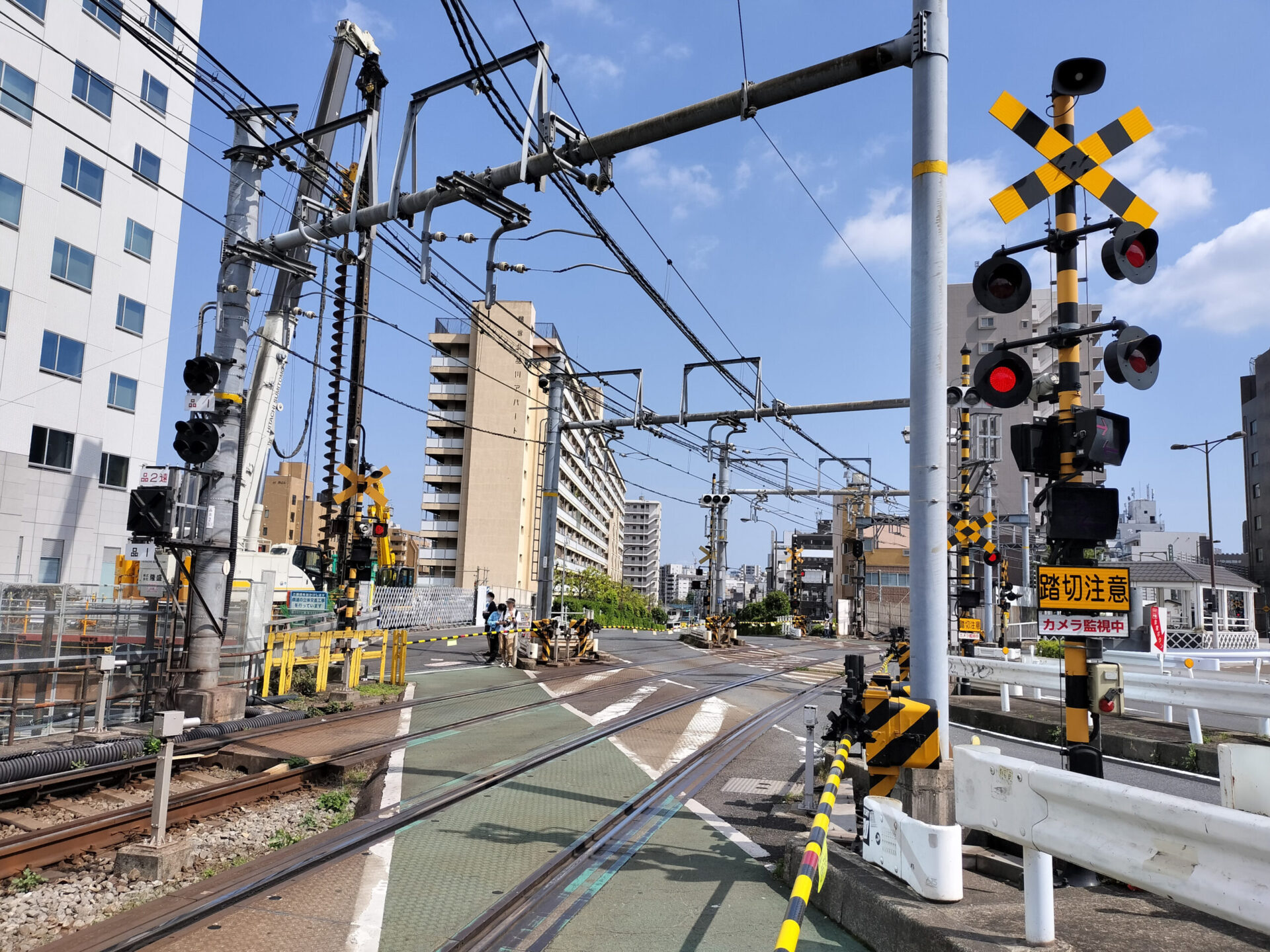 八ツ山橋の踏切（品川宿手前・東海道）