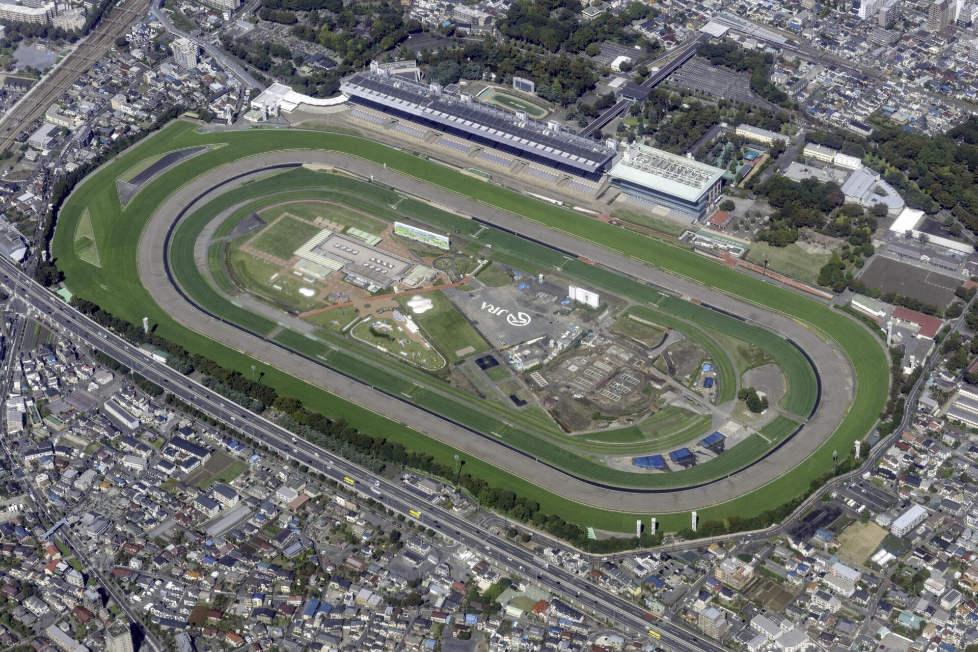 東京競馬場（府中競馬場）付近
