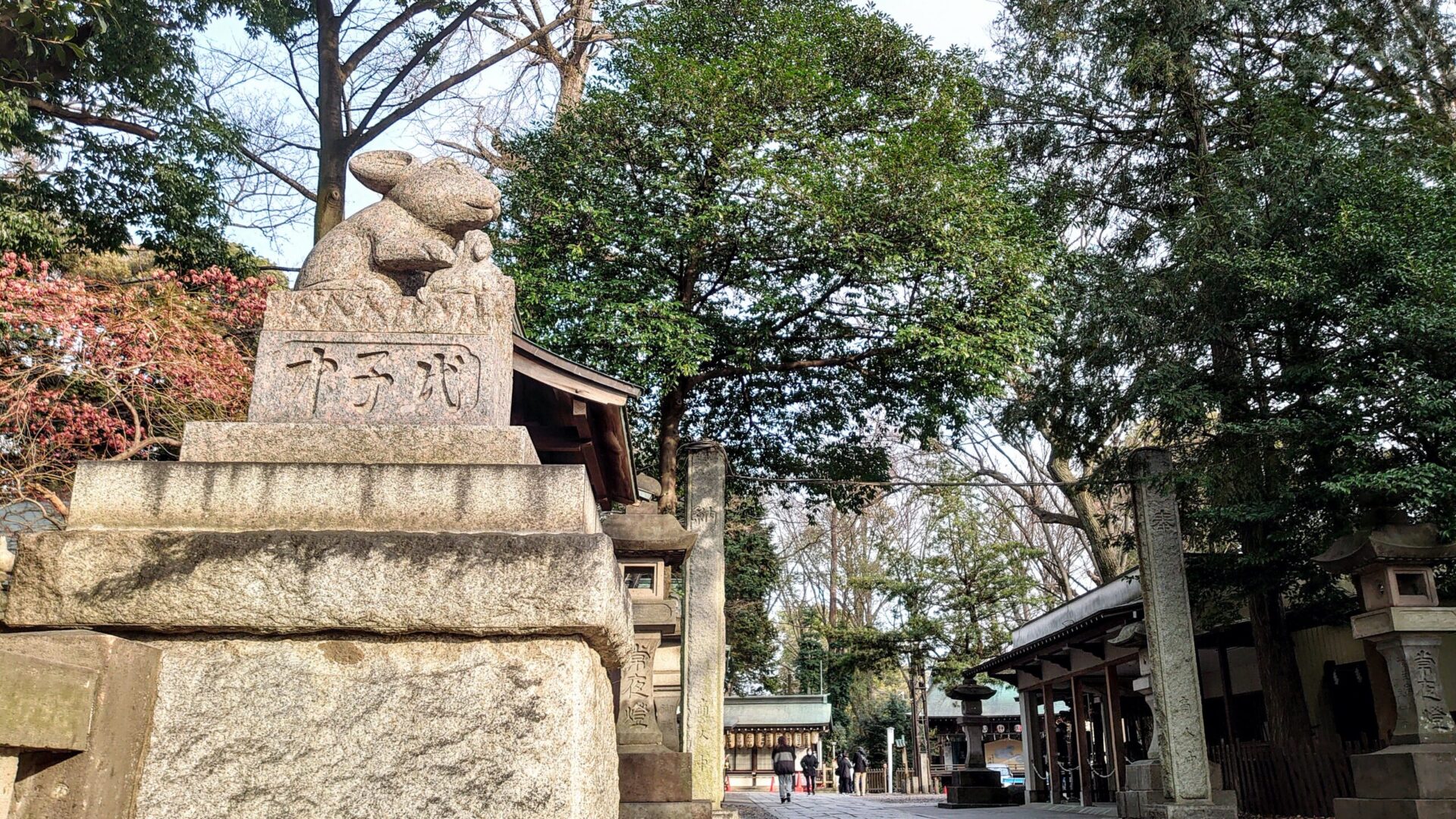 浦和・調神社の狛うさぎ